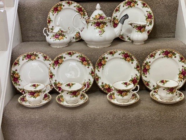 Royal Albert Old Country Roses 9 Piece Tea Set Completer