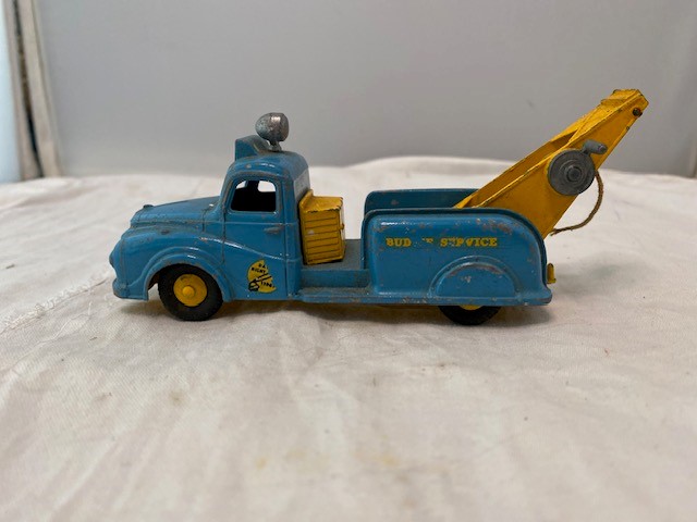 Budgie Toys / 244 Morris Breakdown Truck (705)